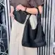 کیف دو تکه جیر زنانه مدل هوبو همراه کیف آرایشی